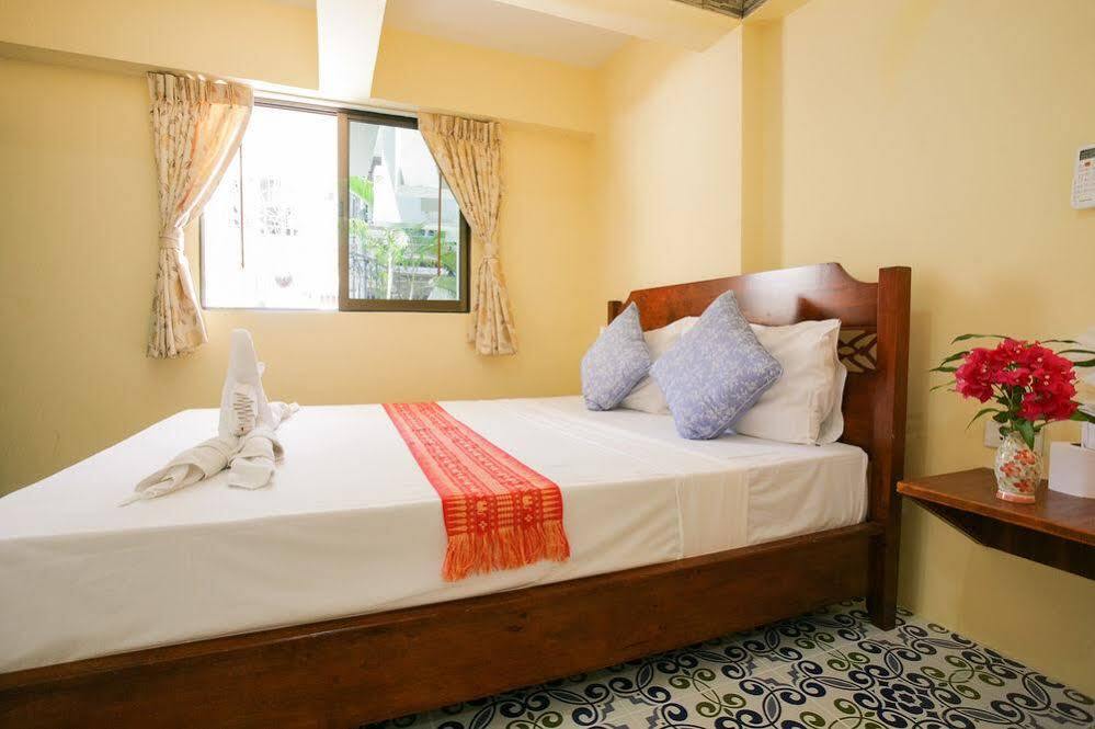 อีริคสัน เกสท์เฮาส์ Hotel Patong ภายนอก รูปภาพ